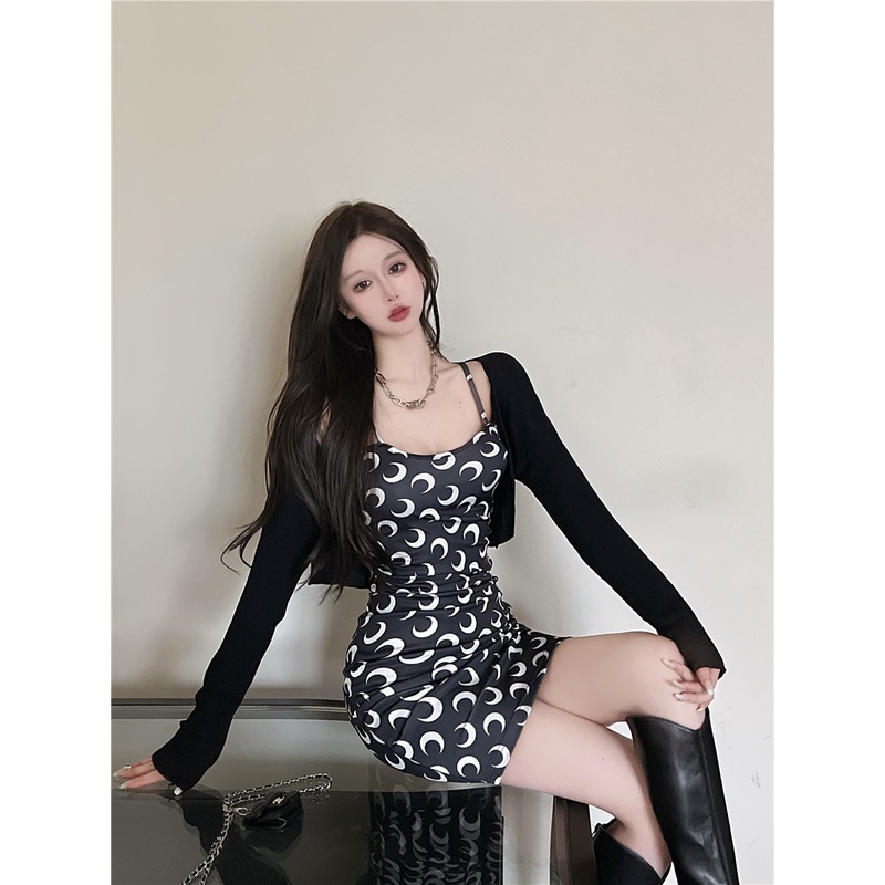 DUNEA Áo Dệt Kim Nữ Trễ Vai In Hình Mặt Trăng Màu Đen 3.8