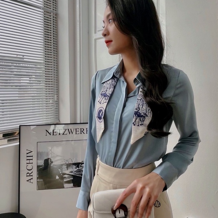 Áo Sơ Mi Nữ Cổ Đức Nẹp Gấu Dáng Công Sở By LEMIA Design - 21A095 (Không kèm dây nơ)