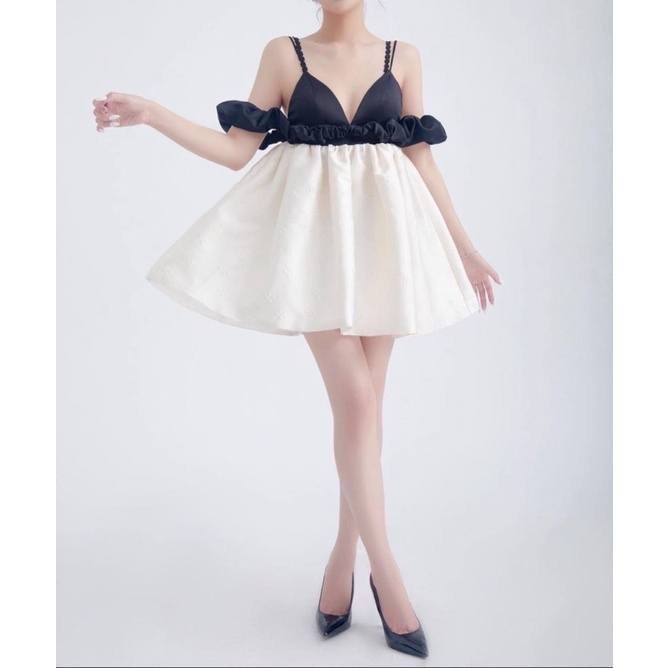 ĐẦM 2S TRẮNG PHỐI ĐEN  PHỒNG XOÈ ANGI HOME