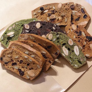 250gr Bánh Biscotti ăn kiêng 100% bột mì nguyên cám MN-Organics