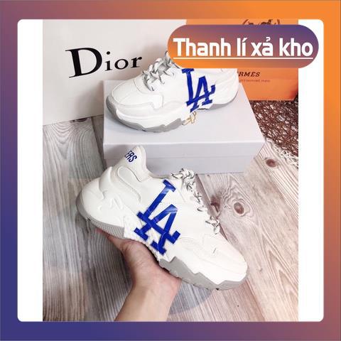 𝐆𝐢à𝐲 𝐭𝐡ể 𝐭𝐡𝐚𝐨 𝐬𝐧𝐞𝐚𝐤𝐞𝐫 𝐭𝐫ắ𝐧𝐠 𝐦𝐥𝐛 𝐩𝐡ố𝐢 𝐜𝐡ữ 𝐋𝐀 𝐱𝐚𝐧𝐡