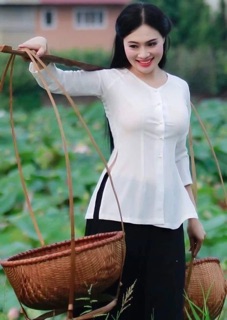 Bộ áo dài + 1 áo bà ba