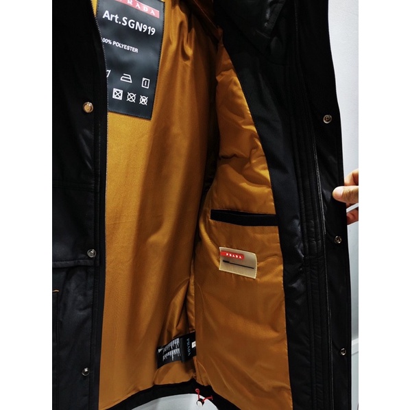 Áo khoác nam thiết kế mới trẻ trung phong cách thương hiệu thời trang Prada 2021 cao cấp