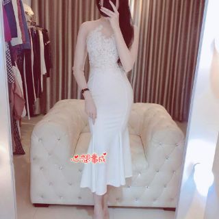 ĐẦM BODY ĐUÔI CÁ KẾT HOA NỔI