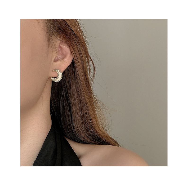 Khuyên tai hình mặt trăng phong cách Hàn Quốc dành cho nữ