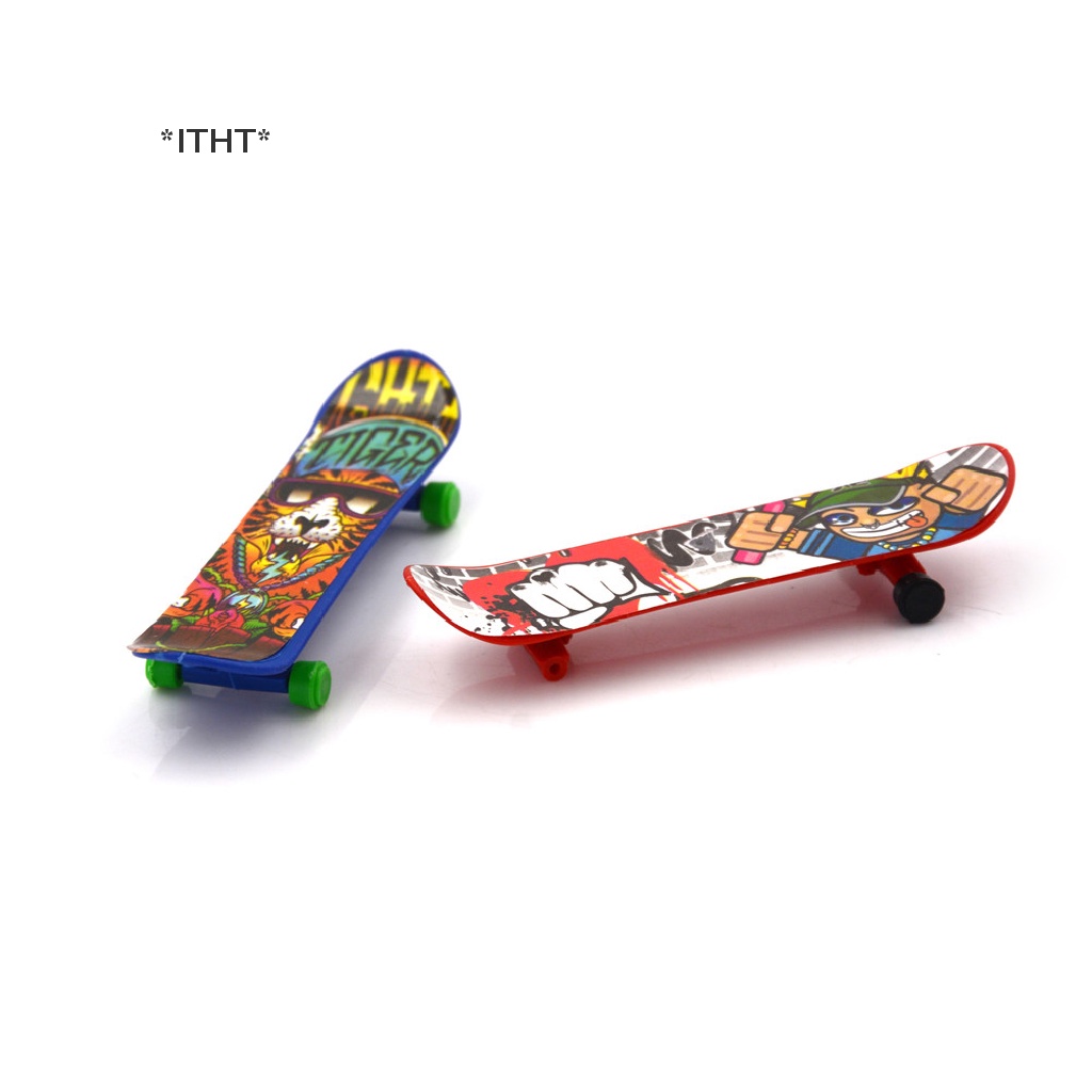 Đồ chơi ván trượt ngón tay bằng nhựa mini độc đáo