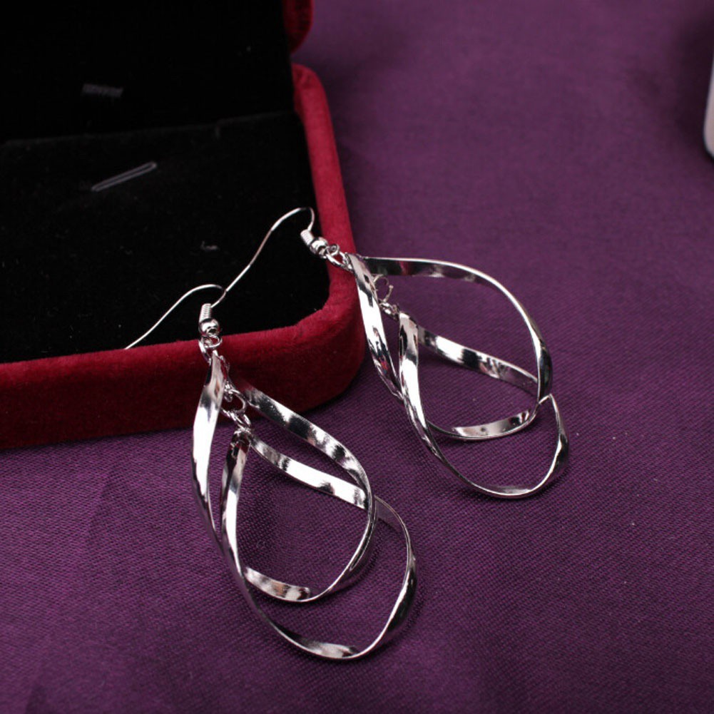 Đôi khuyên tai hợp kim thiết kế độc đáo thời trang cho nữ