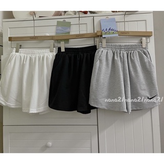 Quần short thêu hình