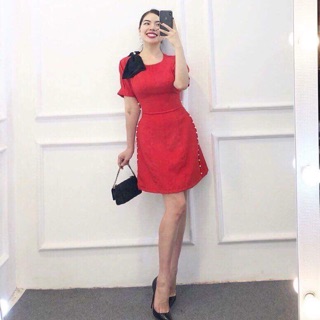 Váy ngọc trai
