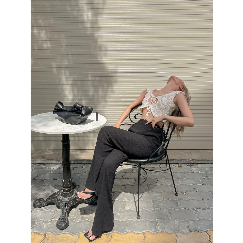 Áo croptop ren nhún cột 2 nơ AURA TOP - Tipblu