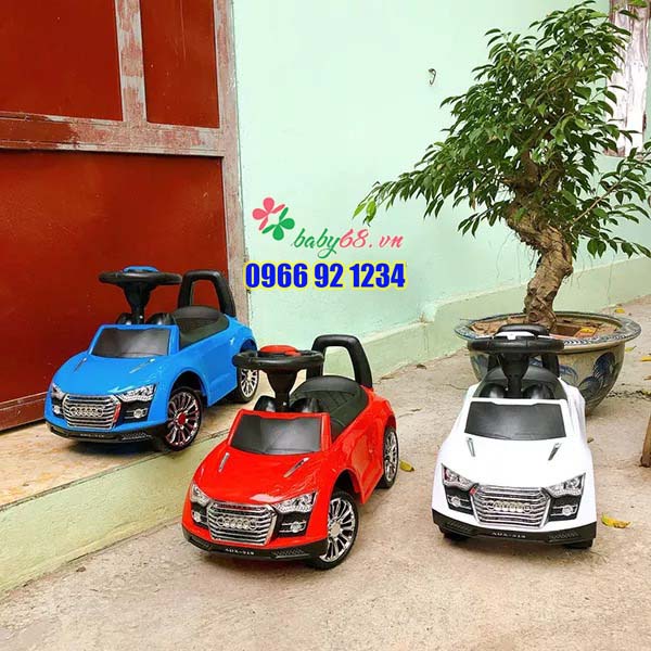 Xe chòi chân ô tô Audi Holla HL-02108