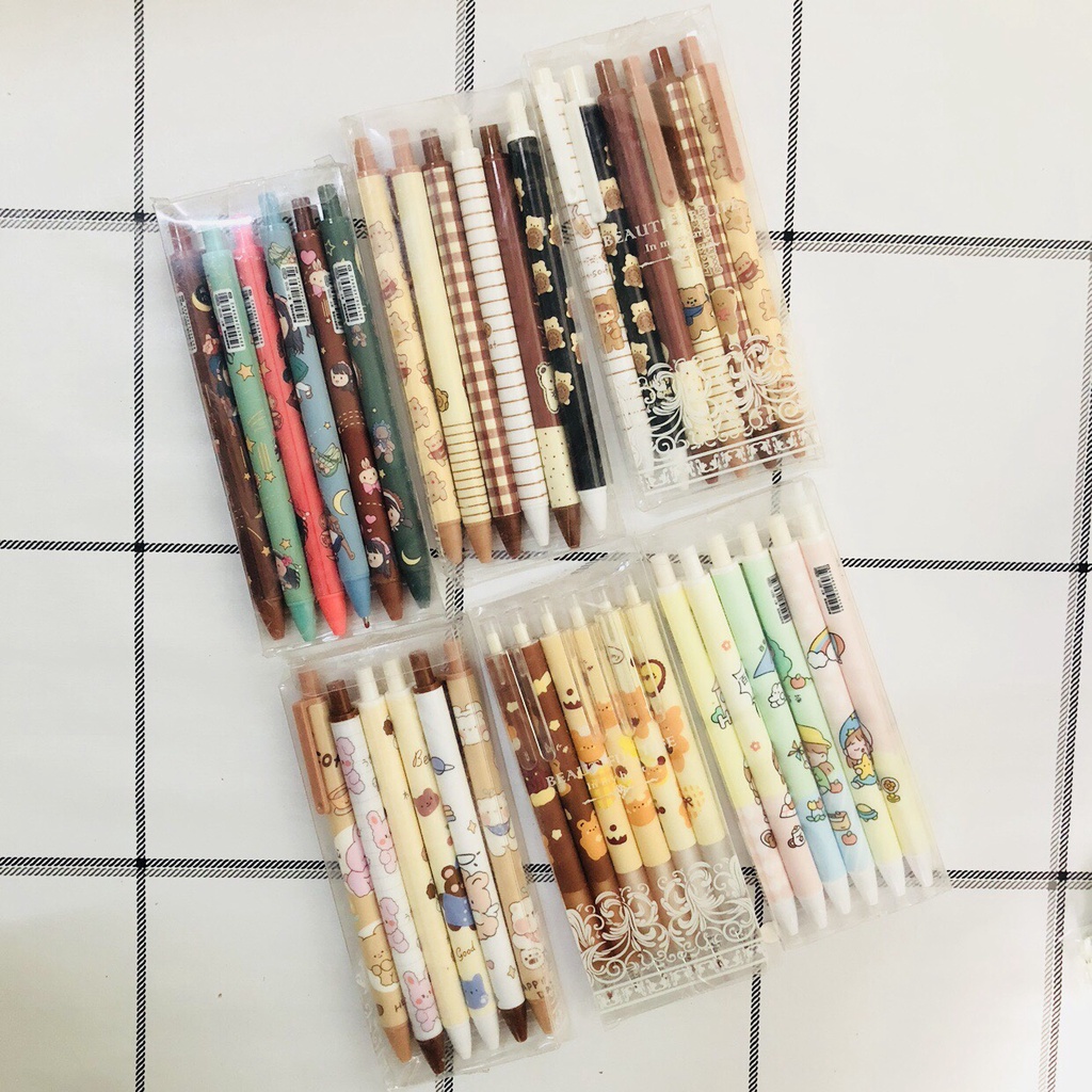 Bút gel đen họa tiết vô cùng dễ thương mực đều bút nhẹ dễ cầm nắm thích hợp cho học sinh văn phòng