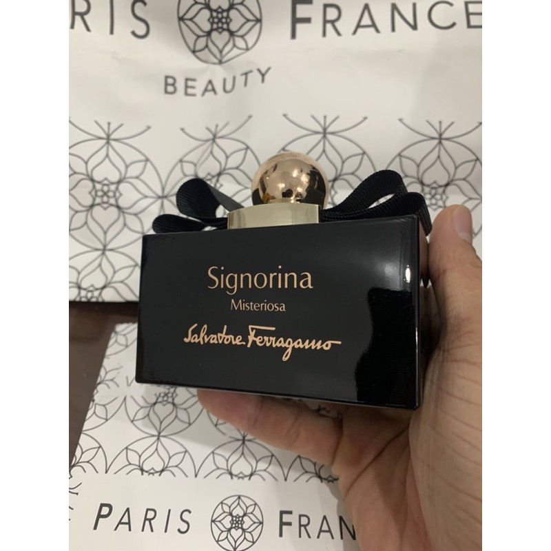 Nước hoa Salvatore Ferragamo Signorina Misteroisa EDP 100ml. Tester FGM41115 (hộp như hình)