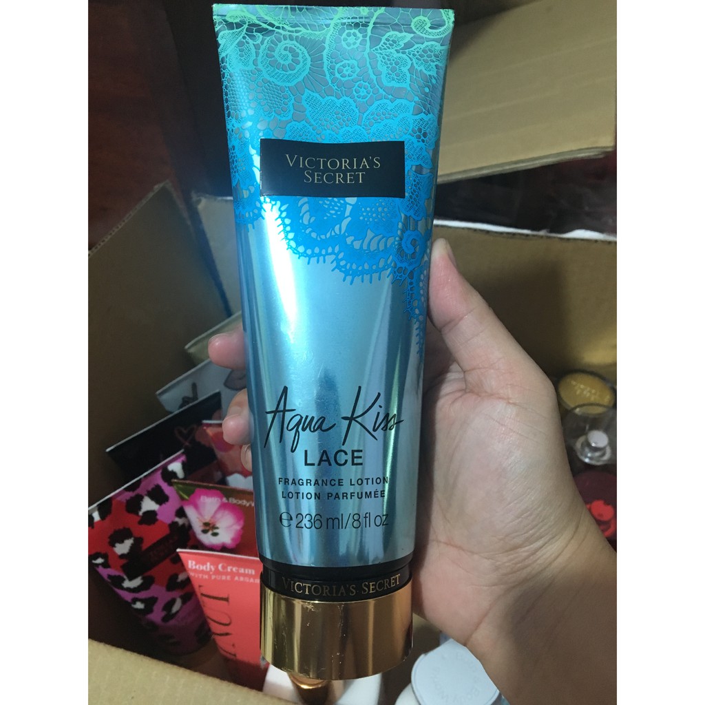 Sữa dưỡng thể nước hoa Victoria's Secret Victoria Secret Aqua Kiss Lace Fragrance Lotion 236ml