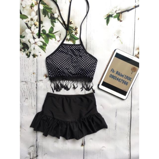 Bikini yếm chấm bi váy đuôi cá