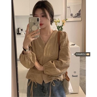 Áo sơmi lửng cổ v