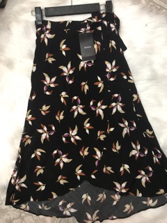 (Sẵn )Chân váy Bershka auth sale