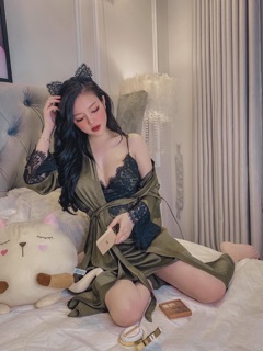 SET ĐỒ NGỦ ÁO CHOÀNG LỤA