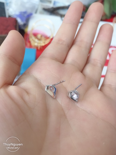 Khuyên tai hình tam giác kim cương tim đính đá nhân tạo bạc thật mạ vàng trắng cao cấp