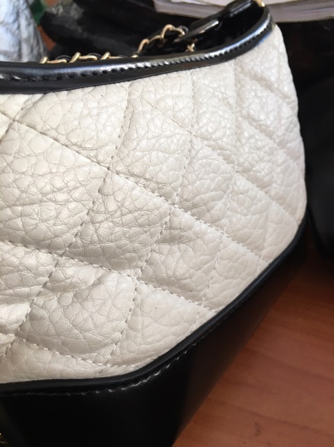 Túi đeo pha màu,da dập