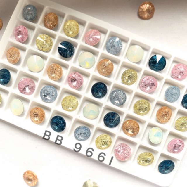 Đá khối trang trí móng Nail cao cấp giá yêu thương