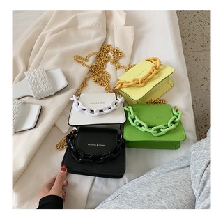 Túi mini đeo chéo nữ vuông dây xích to độc lạ ulzzang ( 4 màu )