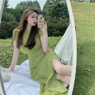 Đầm hoa midi hở lưng
