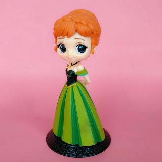 Công chúa Anna váy xanh