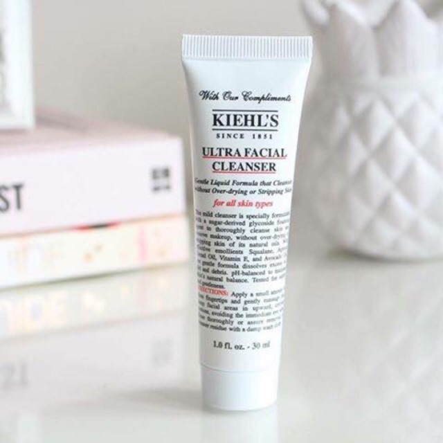 Sữa Rửa Mặt Kiehls Ultra Facial Dịu Nhẹ Dưỡng Ẩm Da Khô Mini 30ml