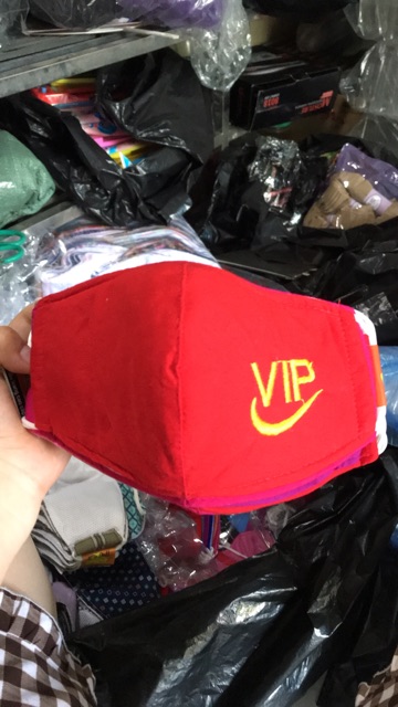 Sỉ 10 khẩu trang Vip cao cấp 4 lớp vải cotton siêu mát