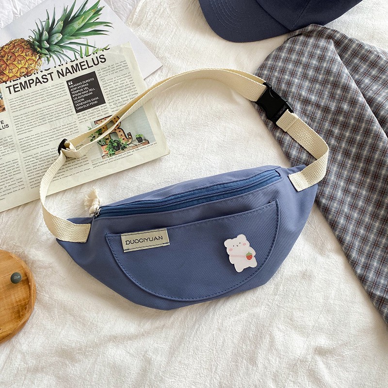 Túi bao tử vải vanvas đeo chéo trơn mềm đi học đẹp giá rẻ đính họa tiết chú gấu dễ thương