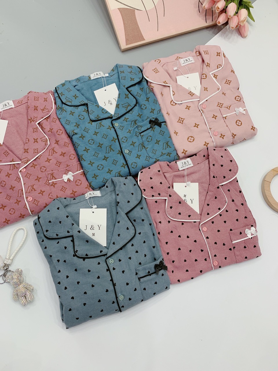 [Rẻ vô địch] BỘ NHUNG TĂM MẶC NHÀ NHIỀU MÀU CHO NỮ | BigBuy360 - bigbuy360.vn