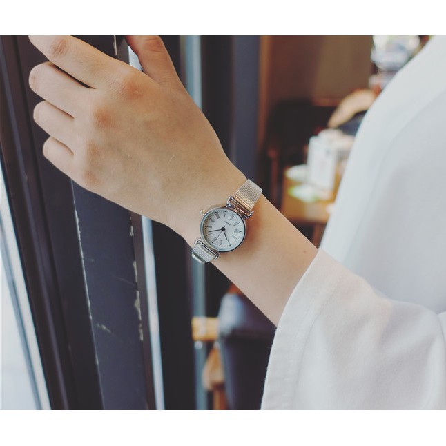 Đồng hồ nữ Quartz xinh xắn