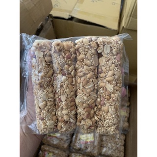 Kẹo đậu phộng cuộn bánh ống đặc biệt ngon