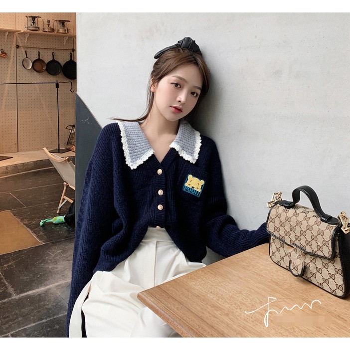Áo cardigan dệt kim form rộng phối màu in hình gấu Pooh đáng yêu cho nữ | BigBuy360 - bigbuy360.vn
