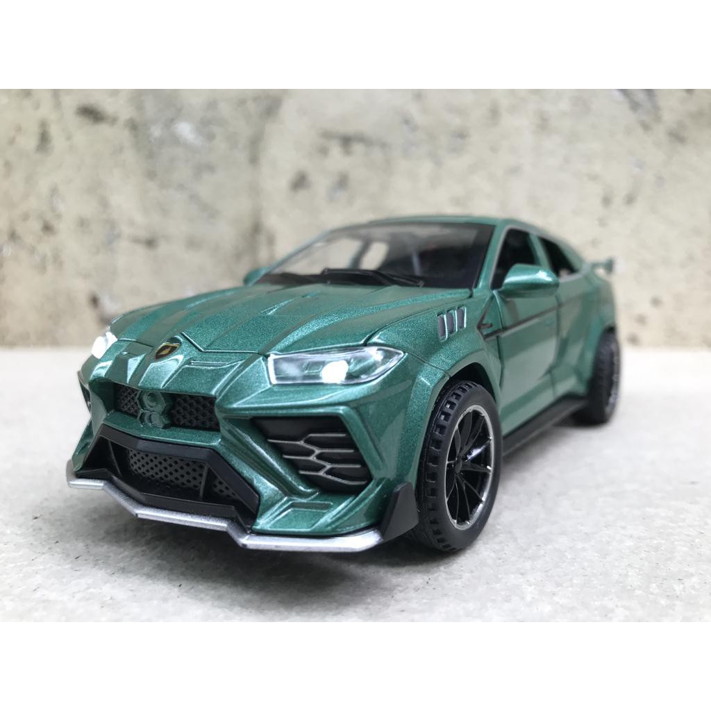 Mô hình xe ô tô Lamborghini URUS 2021 - 1:32