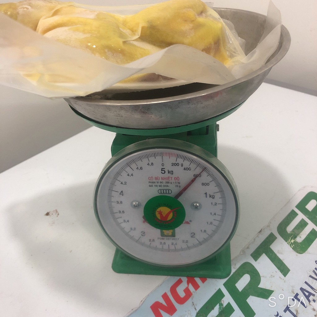 Gà ủ muối hoa tiêu loại 1 trọng lượng 1,2kg/con