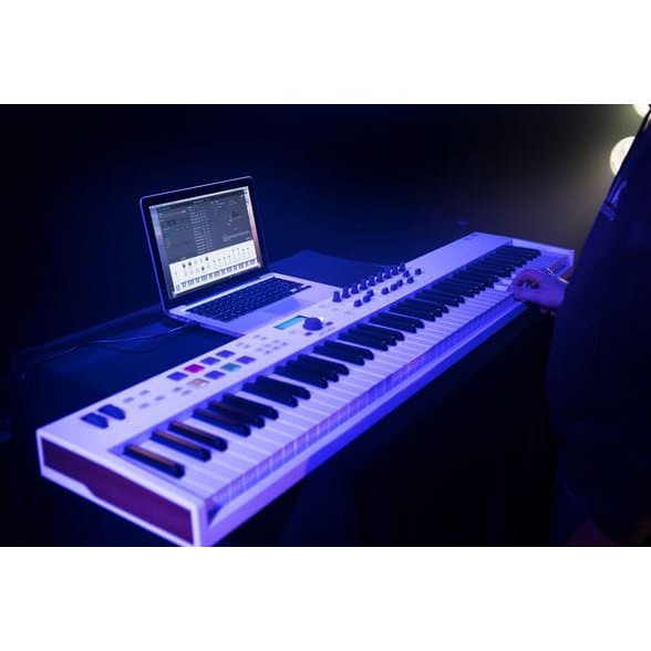 Arturia Keylab Essential 88 Thiết bị MIDI
