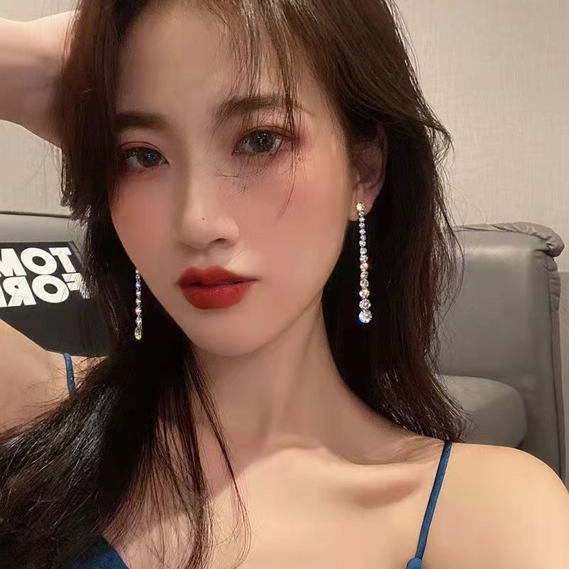 Bông Tai Mạ Bạc 925 Dáng Dài Đính Kim Cương Giả Sang Trọng Cho Nữ