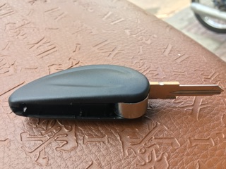 Phôi chìa khoá vespa 946