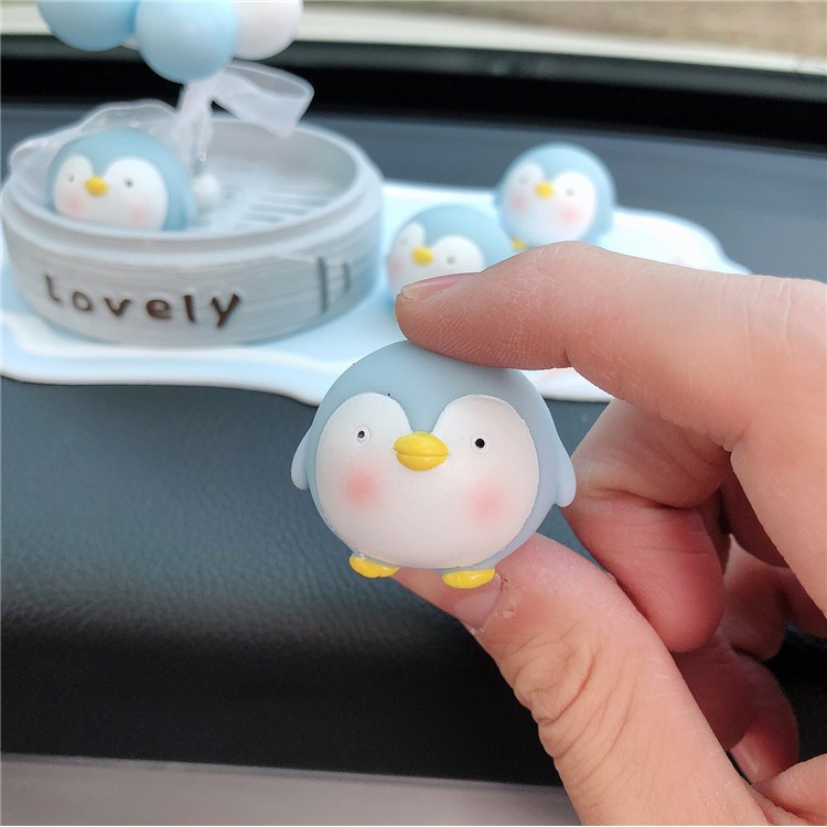 Phụ Kiện Trang Trí Taplo Ô Tô Set 4 Chú Chim Cánh Cụt Trang Trí Xe Hơi, Bàn Làm Việc, Bàn Học, Phòng Khách Cực Dễ Thương