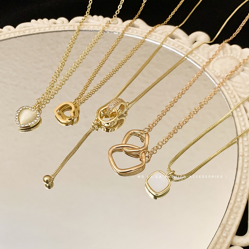 Vòng cổ Hình Bướm Màu Vàng Thời Trang Hàn Quốc