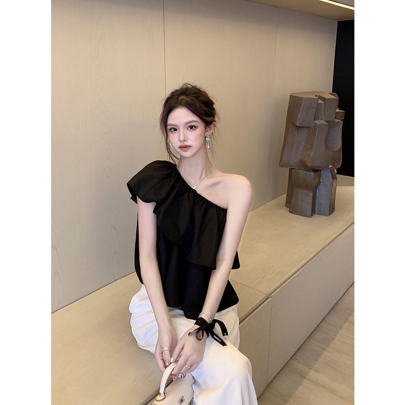 Thời trang mùa hè cá tính nữ màu đen áo trễ vai