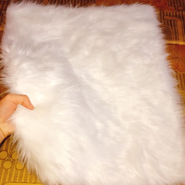 Thảm lông trắng size to chụp ảnh mẫu( kích thước 50x40cm)