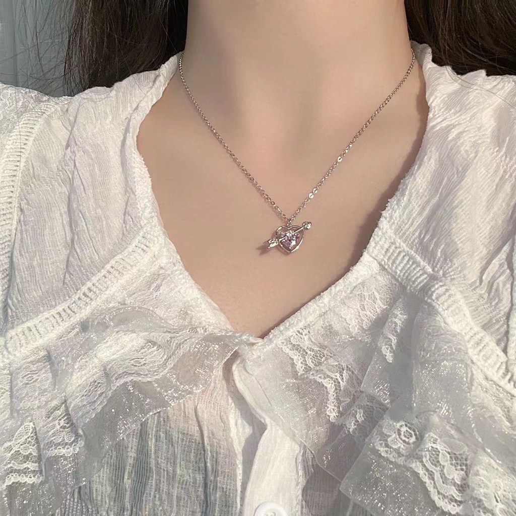 Vòng cổ Mặt Hình Mũi Tên Và Trái Tim Đính Đá Sang Trọng Cho Nữ