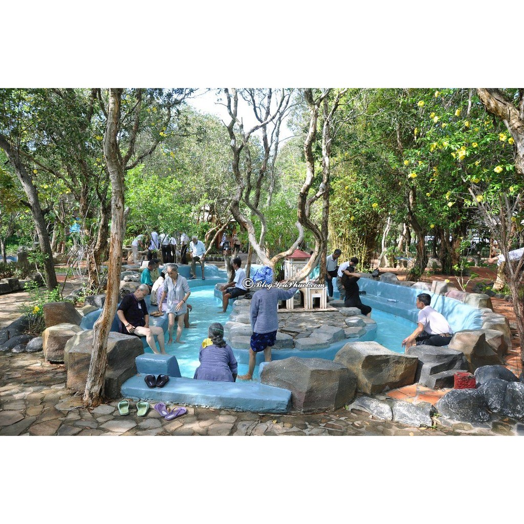 Vé Vào Cổng KDL Suối Khoáng Nóng Bình Châu