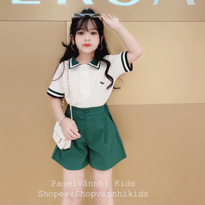 Set áo cá sấu quần kaki xanh lá cho bé