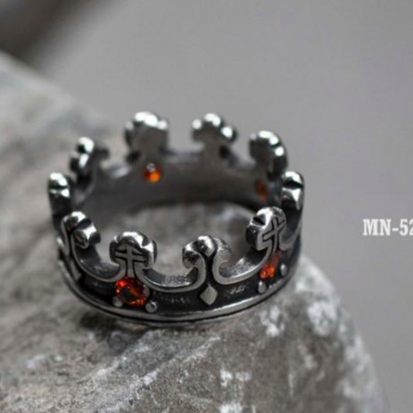 Nhẫn titan nam crown màu bạc MN52