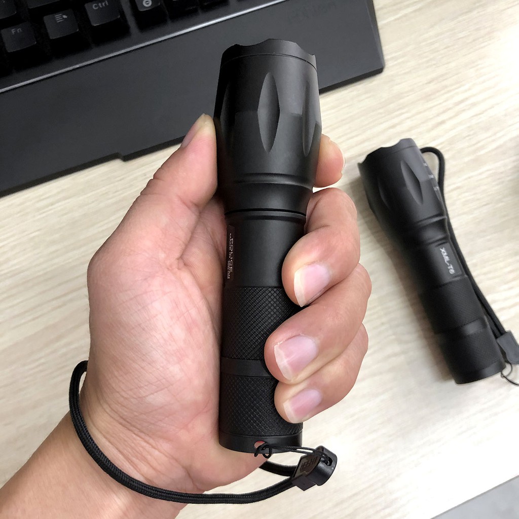 Đèn pin siêu sáng chống nước Police Japan XML T6 + Pin Nitecore 3500mAh - Hàng nhập khẩu