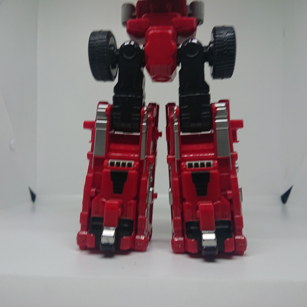 Mô hình nhân vật Boukenger GoGo Dump/PR Overdrive Dump Driver.